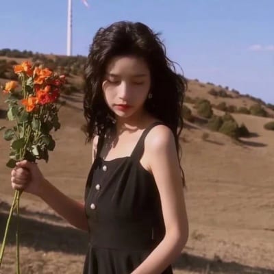 女生抱鲜花的文艺头像(森系女头像文艺高清)