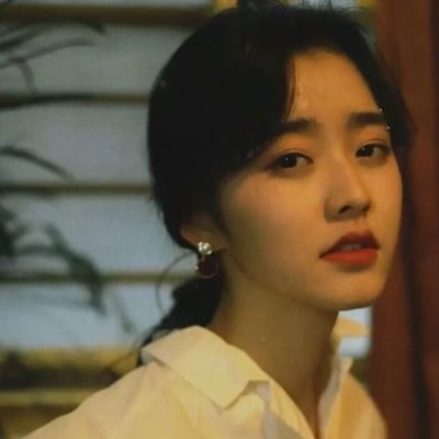 港味复古怀旧头像文艺(港风头像女复古经典)