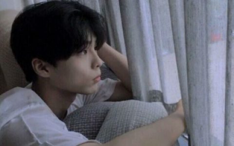 我还是一个人从午夜到清晨(男生伤感抖阴头像精选)