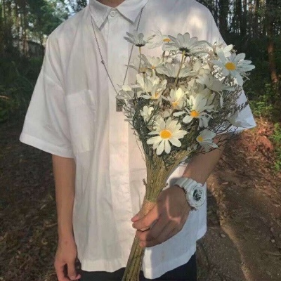 被浪费的太炽热的爱耿耿于怀罢了(白色禁欲系男生清爽的头像)图10 被浪费的太炽热的爱耿耿于怀罢了(白色禁欲系男生清爽的头像)图10