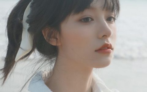 起笔写你落笔想你(最新抖阴女生头像意境唯美)
