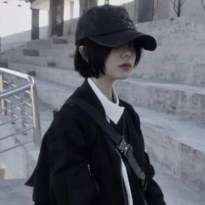 人总是在失望中成长(女生高冷头像暗黑系最新)