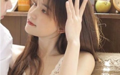 不如早点睡梦里什么都有(复古风头像双人热恋情侣好看)