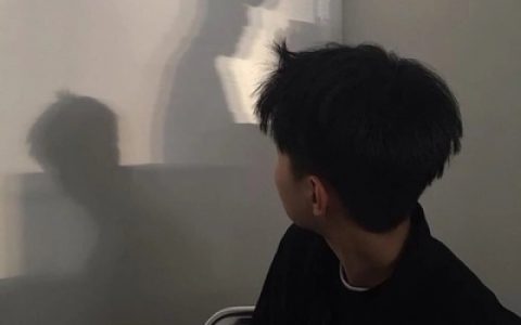 我要走了我得忘了你(男生头像忧郁伤感大全)