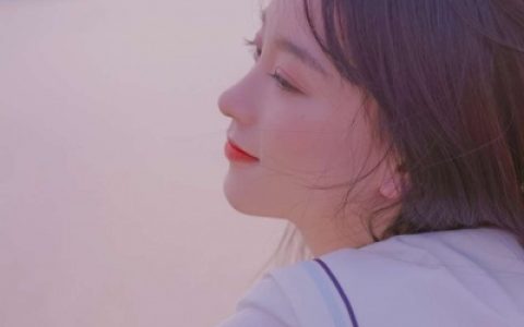 人生时而有趣时而无趣(抖阴美女头像唯美清新)