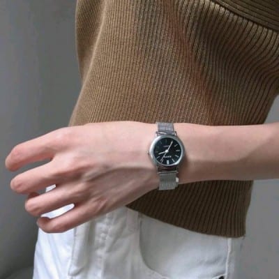 感情就是一认真就完蛋(最新女生手控部位头像大全)
