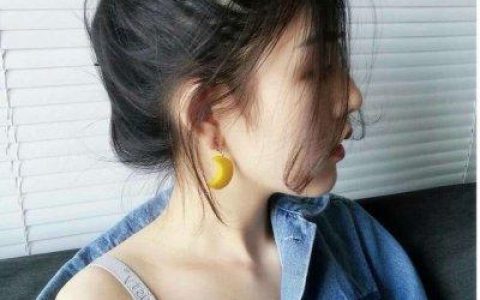 不愿别打扰又渴望被拥抱(蓝色系网红女生头像大全高清)