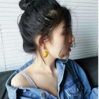 不愿别打扰又渴望被拥抱(蓝色系网红女生头像大全高清)