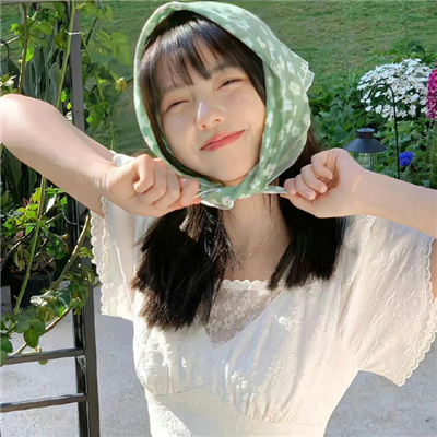 爱不是强求何必委屈自己(纯欲风少女抖阴头像高颜值)