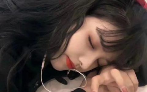 清冷气质的女头合集(冷淡风淡颜系女头气质)