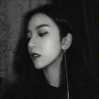 那些年我们追过的人渣(女生黑白yy头像冷酷霸气精选)图1