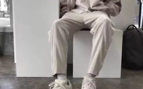 很日常的男生头像好看(男生头像简约低调不露脸)
