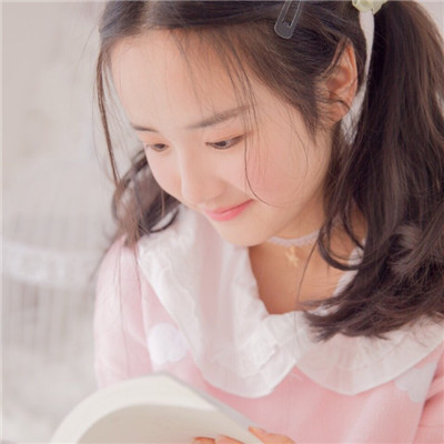 触摸不到的你无法拥在臂弯(唯美有意境女生甜美头像)图1