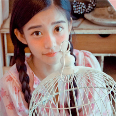 触摸不到的你无法拥在臂弯(唯美有意境女生甜美头像)图3