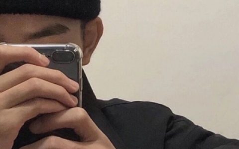 我穷的只剩下钱了(帅气男生头像手机控超拽)