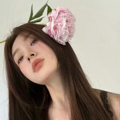 总之岁月漫长然而值得等待(温柔系女生抖阴头像真人又个性)