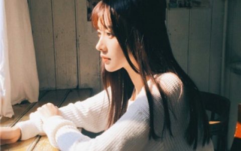 最后的最后我们还是分开了(女生唯美有意境长发侧面头像)