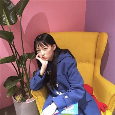 回忆是一种内心的谣言(帅气戴帽子女生头像)