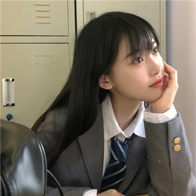 与自己对峙有趣且痛苦(校园闺蜜姐妹女生头像一人一张)图1
