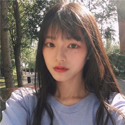 笑要大方地笑哭要躲起来哭(唯美好看气质女生头像高清)