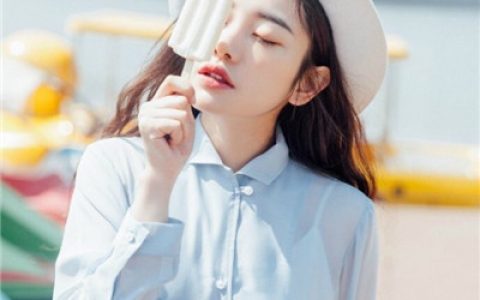 他笑的时候光芒都将我刺透(女生唯美有意境长发头像最新)
