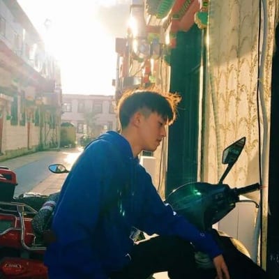 撩人小哥哥头像大全(适合男生的头像文艺阳光)
