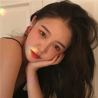 头像请你一定要全力以赴的开心(红色系女生可爱高清)