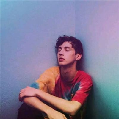 欧美男生头像阳光可爱(好看的戳爷头像高清帅气)