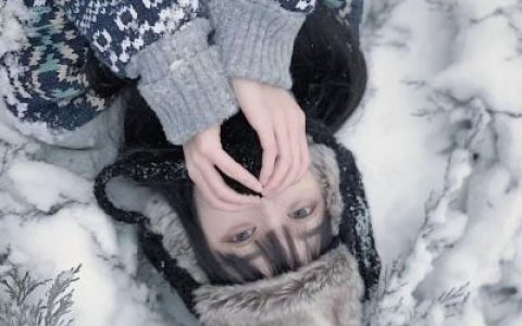 因为新鲜感扔掉一直陪伴你的人(甜系女孩超级好看的头像合集)