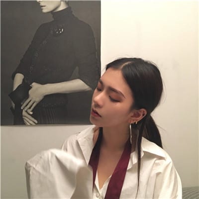 我的世界不需要任何人可怜(女生超拽炫酷头像大全)