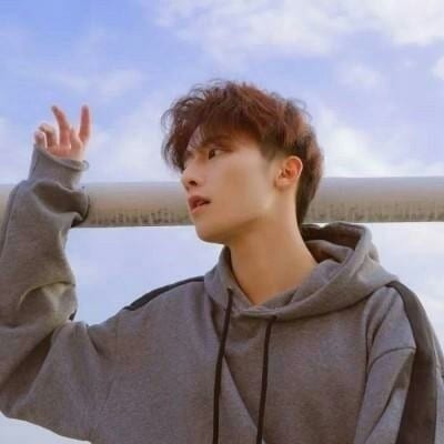 从来不认命只认你(抖阴男生头像帅气阳光干净)