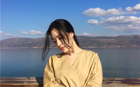 喜欢和你静静的待在一起(真人女生头像气质成熟好看图片)
