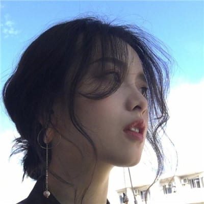 不期待爱情的我真是酷毙了(卖萌软妹纸女生头像高清无水印)