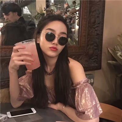 以后的日子请快乐一点(最新高清陌陌女生头像精选)