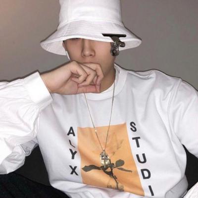 离开你我好像更快乐了呢(帅气潮流的男生头像大全)