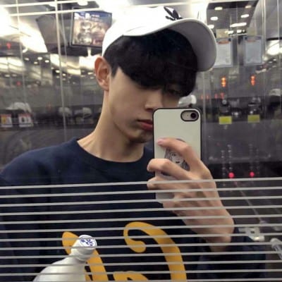 我活着不是为了取悦你(男生头像帅气霸气时尚)
