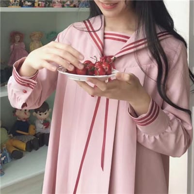 18岁的少女情怀总是诗(适合软妹子用的头像高清无水印)