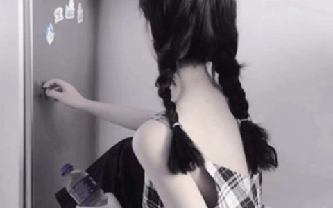 最新抖阴头像经典女背影大全(女生背影头像唯美好看)