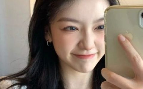 把你归还人间是清醒也是知趣(ins氛围感小清新的女生甜蜜头像)