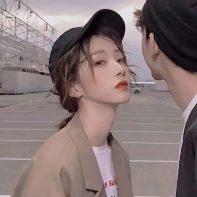 幸福就是找一个温暖的人过一辈子(跨年秀恩爱的港风意境情侣头像)