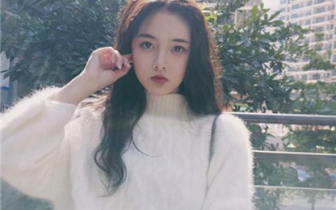 陪我从齐肩短发到长发及腰(女生唯美有意境头像最新)