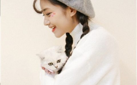 心里有旧爱的男人碰不得(上下白边女生头像清新唯美)