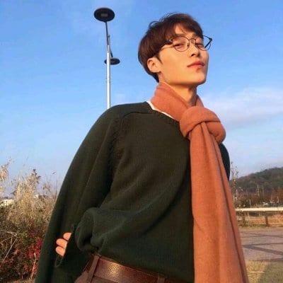这个世界没有不带伤的人(干净帅气阳光男生头像独一无二)