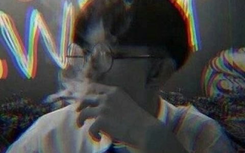 难过的时候有人拥抱真好(lol男生头像帅气冷酷图片大全)
