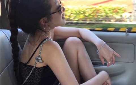 提起往事别眼红(优雅女生气质头像高清大图)