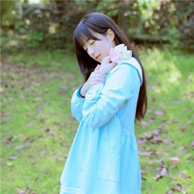 我要把你的背影留在我记忆(唯美森系意境女生头像最新)