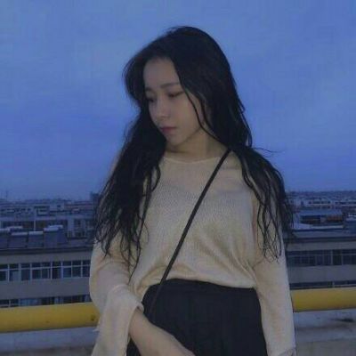 你是我回忆里抹不掉的痕迹(女生头像正脸长发唯美图片大全)图