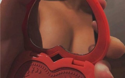 欠了你什么梦里都不放过我(女生头像重口味浓妆艳抹)