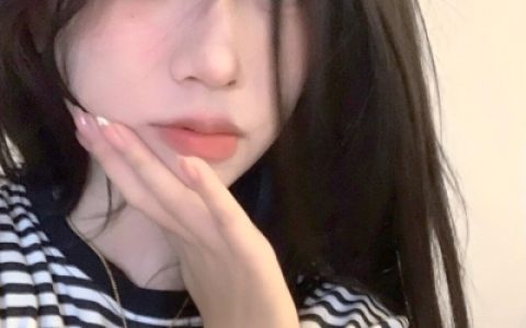 我害怕期待也害怕巨大的幸福(又纯又欲的美女抖阴头像合集)