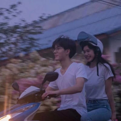 你是我世界里美好的梦(最新唯美复古情侣头像)